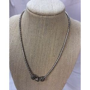 Lois Hill 16” necklace.